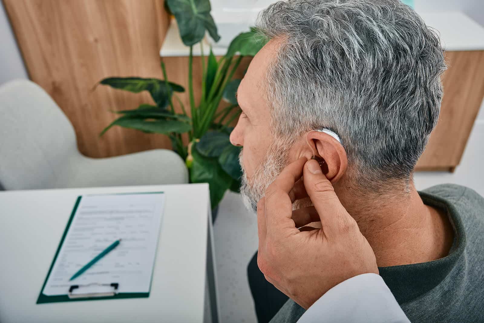 Things to Consider When Selecting Hearing Aids: Your Ultimate Guide