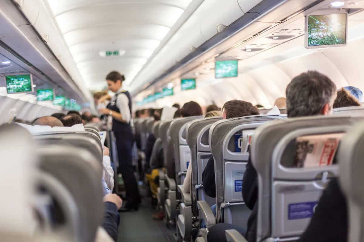 How to Release Ear Pain After Flying